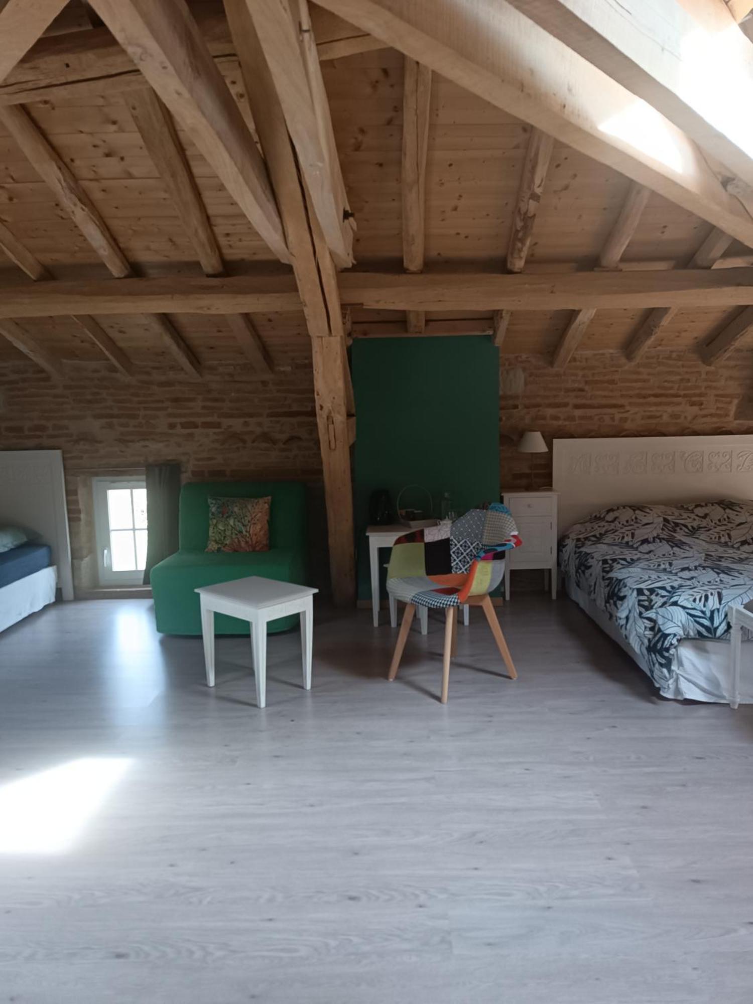 Chambres d'Hôtes Le Jardin Des Cèdres Lavaur  Quarto foto