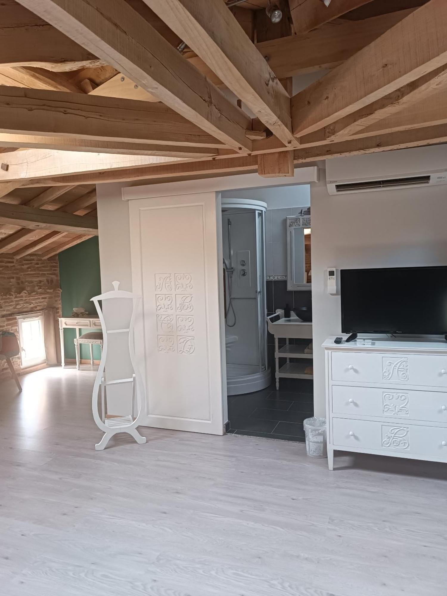 Chambres d'Hôtes Le Jardin Des Cèdres Lavaur  Quarto foto