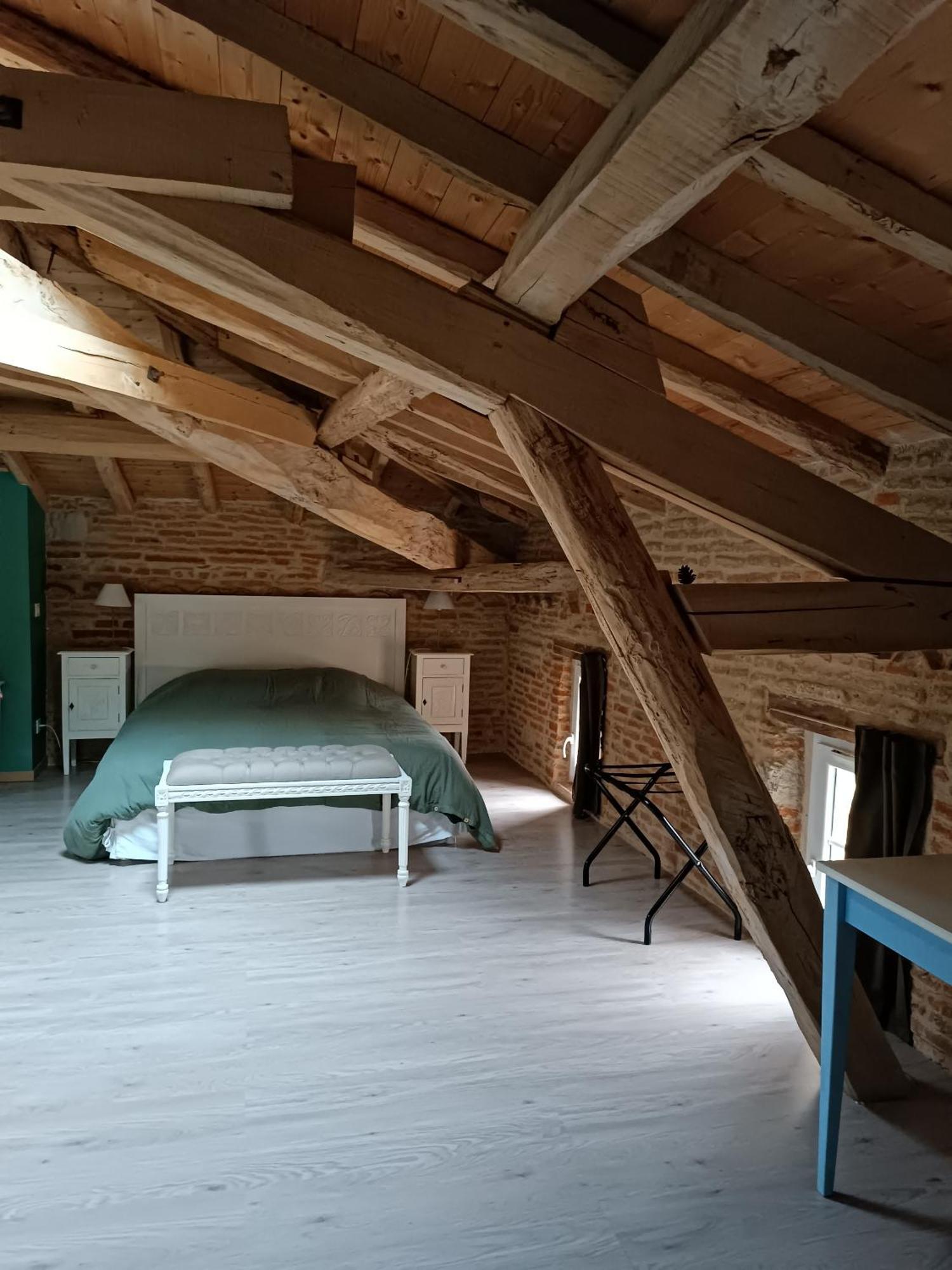 Chambres d'Hôtes Le Jardin Des Cèdres Lavaur  Quarto foto